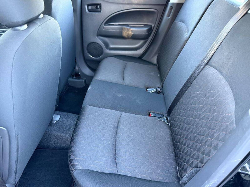 2024 Mitsubishi Mirage ES