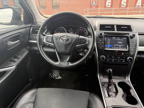 2016 Toyota Camry SE
