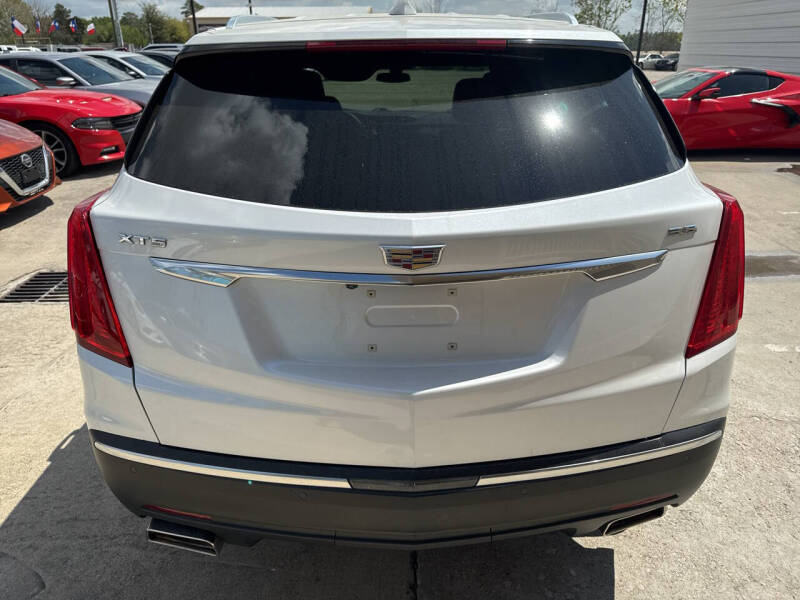 2017 Cadillac XT5 Luxury