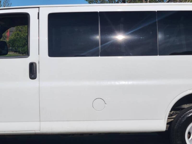 2018 Chevrolet Express LS 3500
