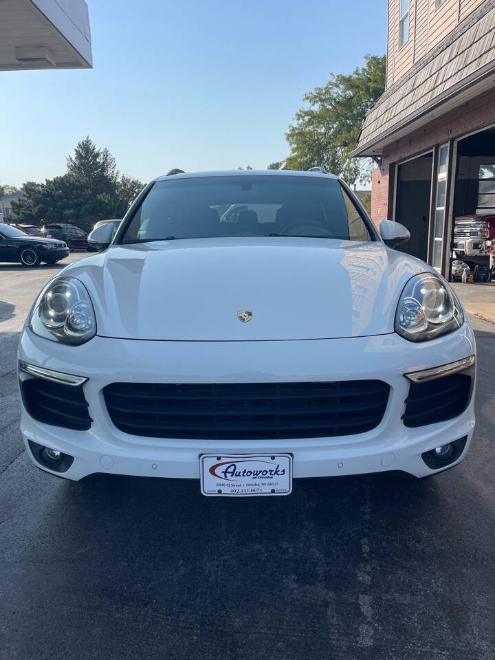 White 2016 Porsche Cayenne Base AWD 4dr SUV 2
