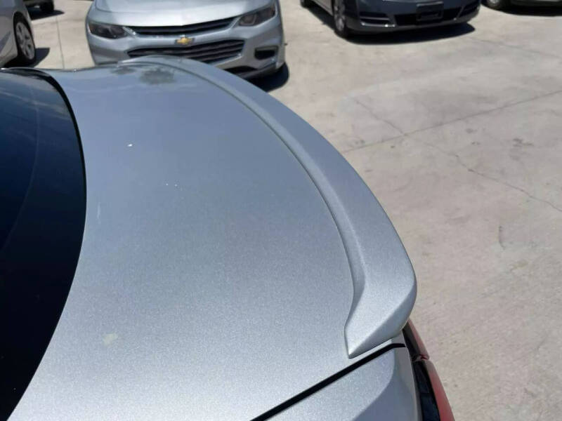 2020 Nissan Versa SR