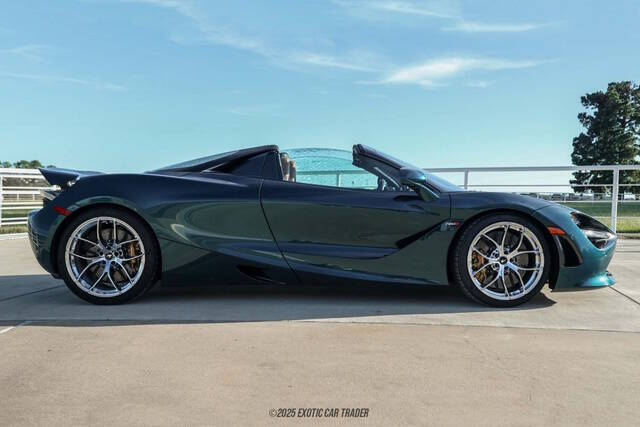 2022 McLaren 720S Spider