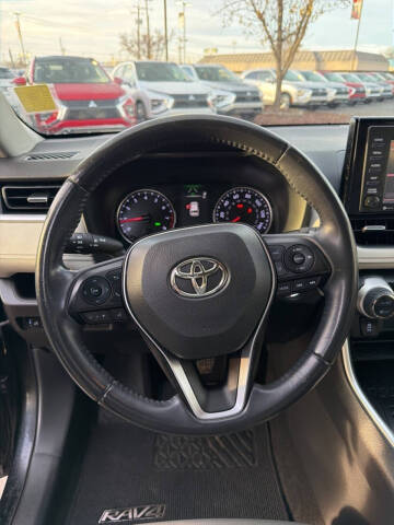 2020 Toyota RAV4 XLE Premium