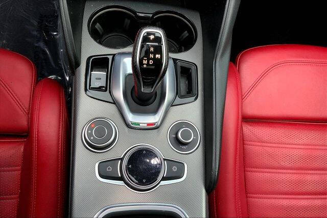 2021 Alfa Romeo Giulia Ti Sport