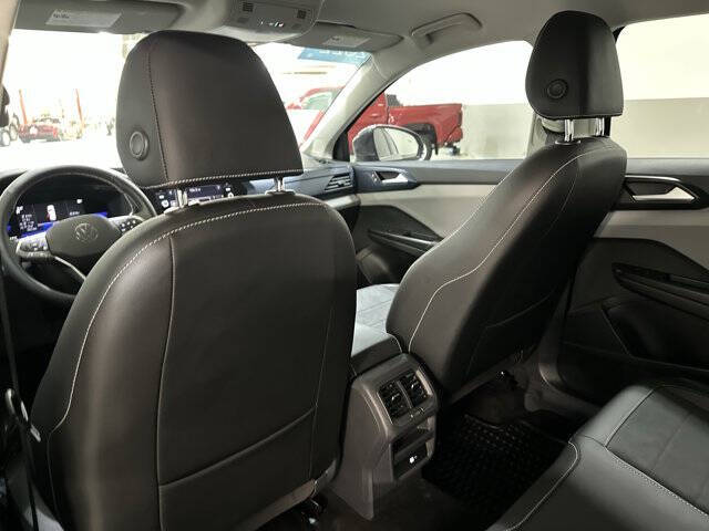 2022 Volkswagen Taos SE