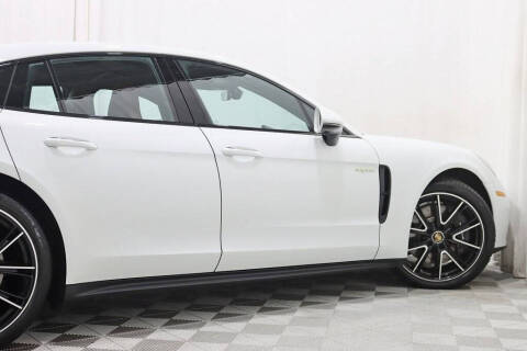 2022 Porsche Panamera