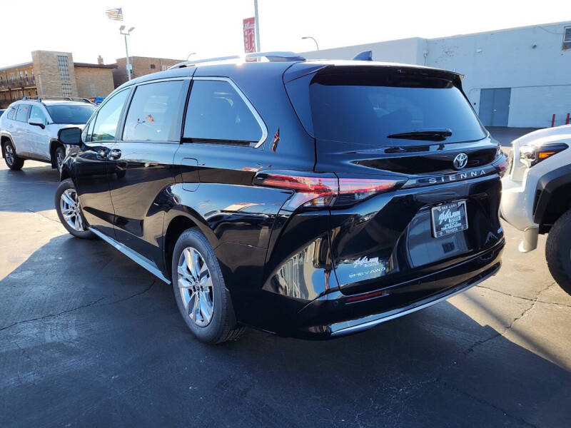 2026 Toyota Sienna Limited 7-Passenger