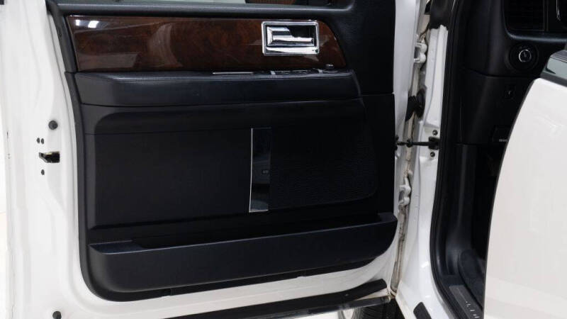 2017 Lincoln Navigator L Select