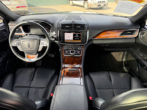 2017 Lincoln Continental Reserve