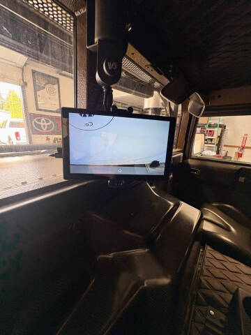 2004 AM General Hummer