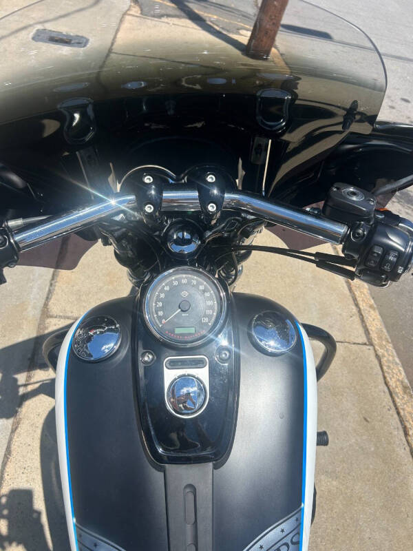 2015 Harley-Davidson Dyna Fat Bob FXDF-103