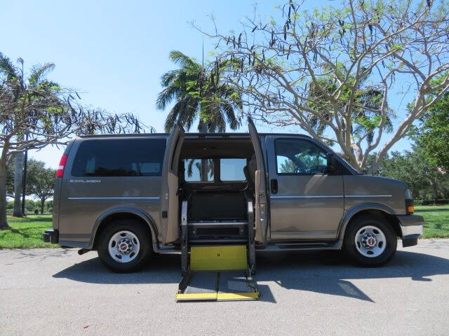 2021 GMC Savana LS 2500