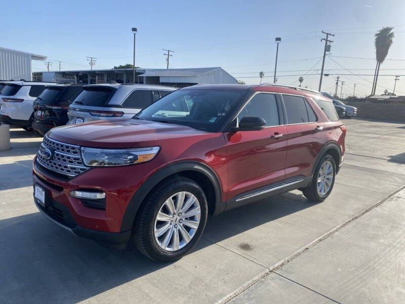 2023 Ford Explorer Limited's photo