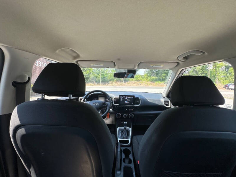 2021 Hyundai Venue SE