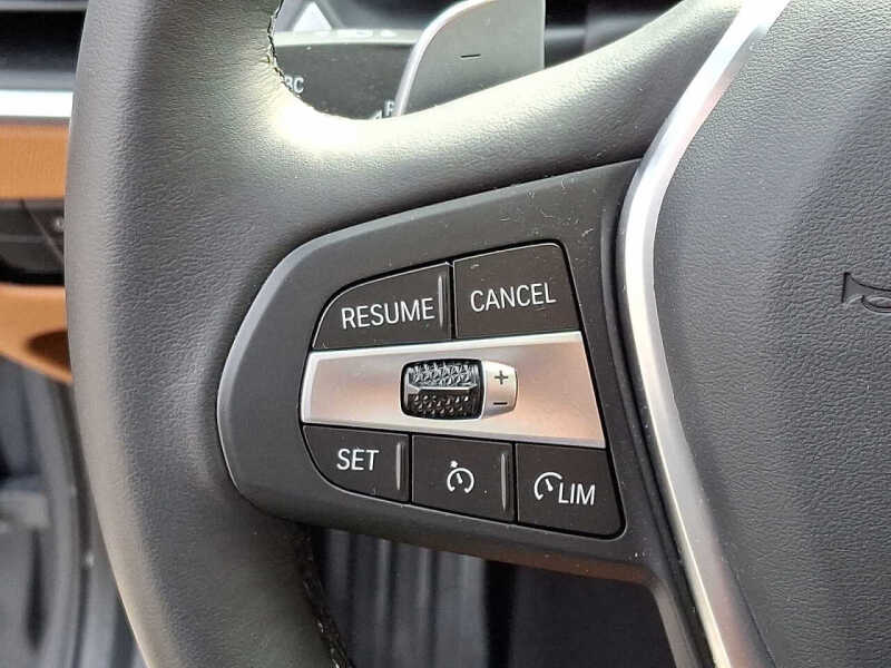 2024 BMW 3 Series 330i xDrive