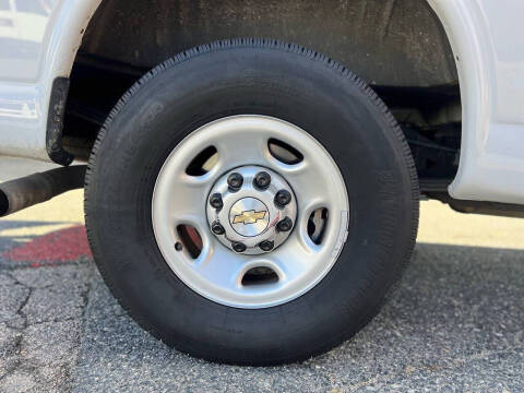 2021 Chevrolet Express 2500