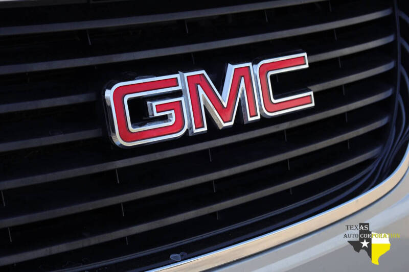 2011 GMC Yukon SLE
