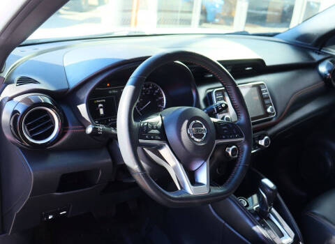 2020 Nissan Kicks SR