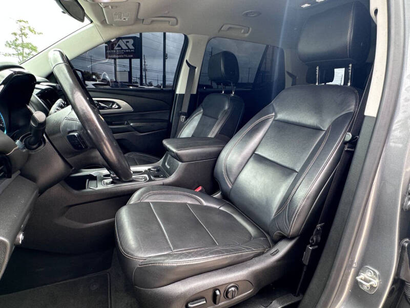 2019 Chevrolet Traverse LT Leather