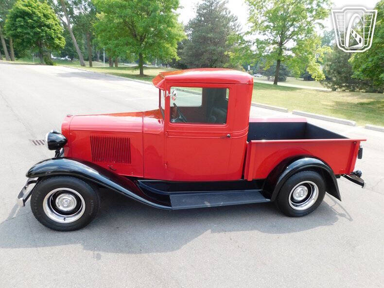 1933 Chevrolet Apache