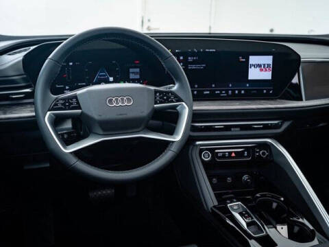 2025 Audi Q5 quattro Prestige TFSI