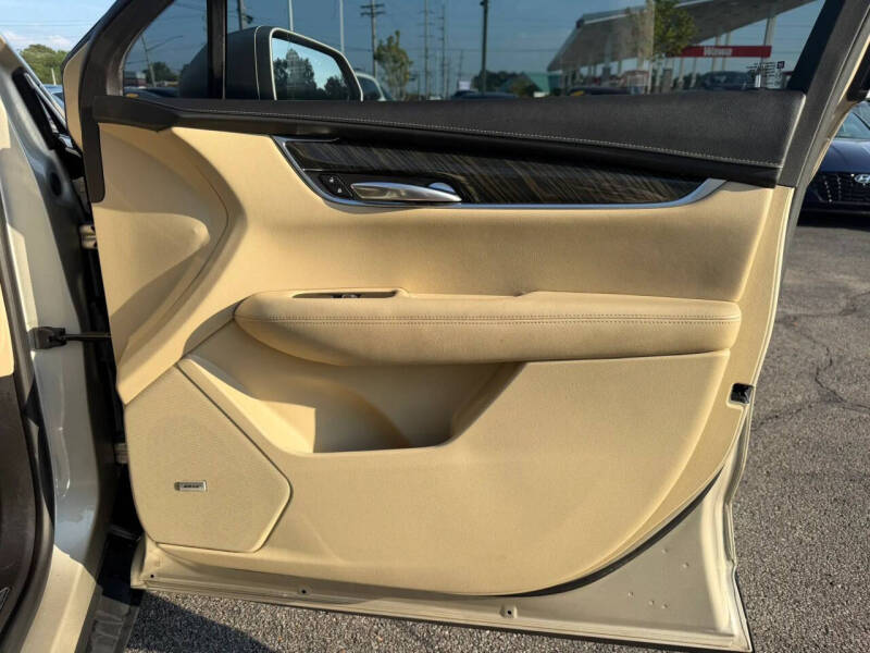 2017 Cadillac XT5
