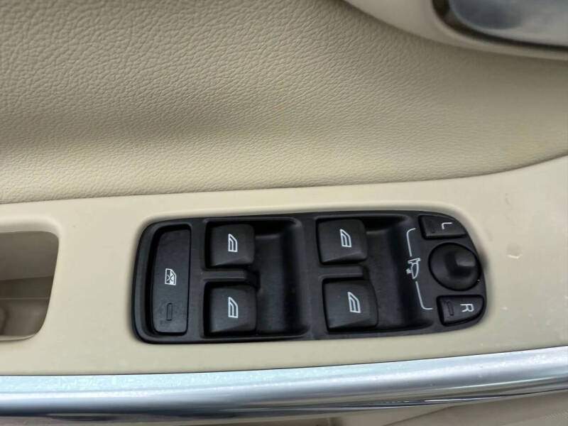 2016 Volvo XC60 T5 Drive-E Premier