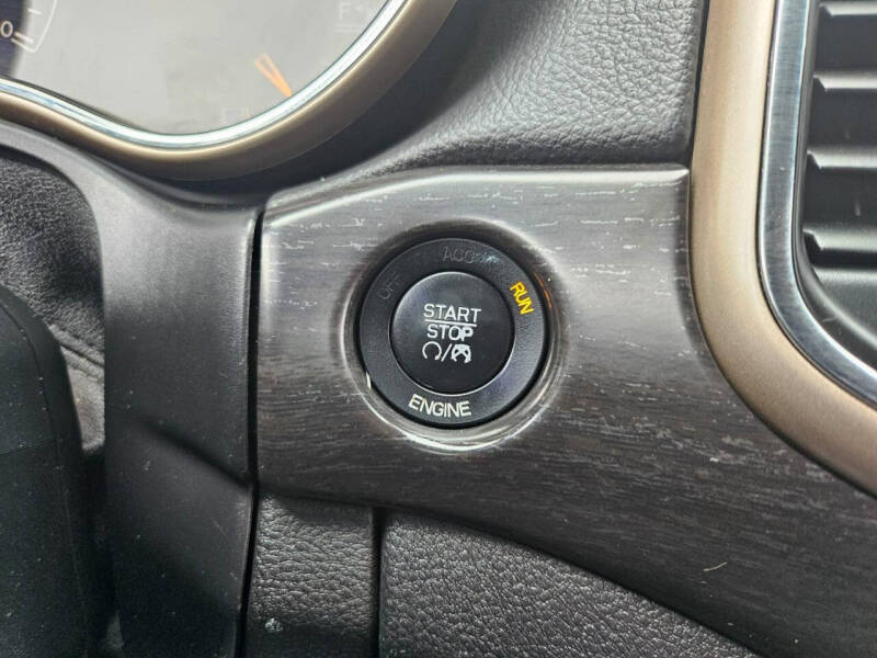 2015 Jeep Grand Cherokee Laredo