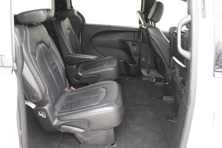 2018 Chrysler Pacifica Touring L Plus