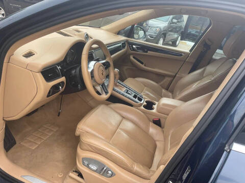 2015 Porsche Macan S