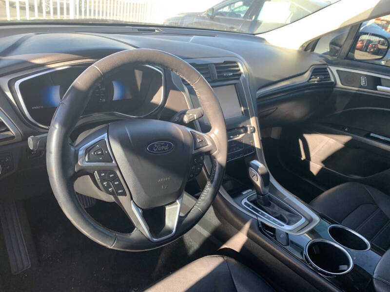 2013 Ford Fusion Hybrid SE