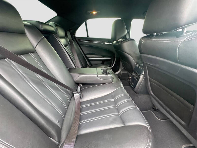 2021 Chrysler 300 S V6