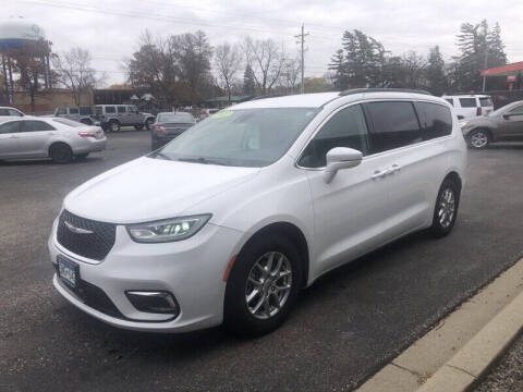 2022 Chrysler Pacifica Touring L