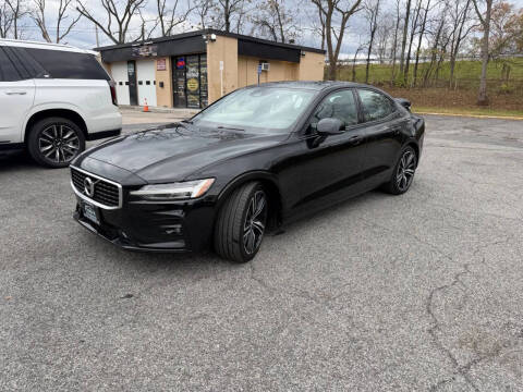 2019 Volvo S60 T6 R-Design