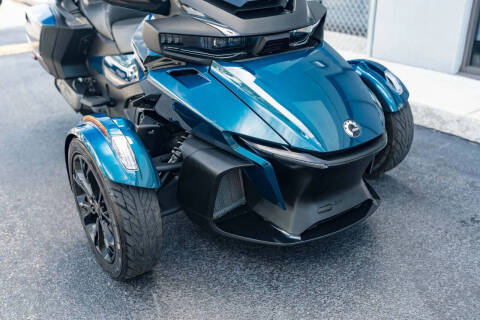 2022 Can-Am Spyder RT SE6