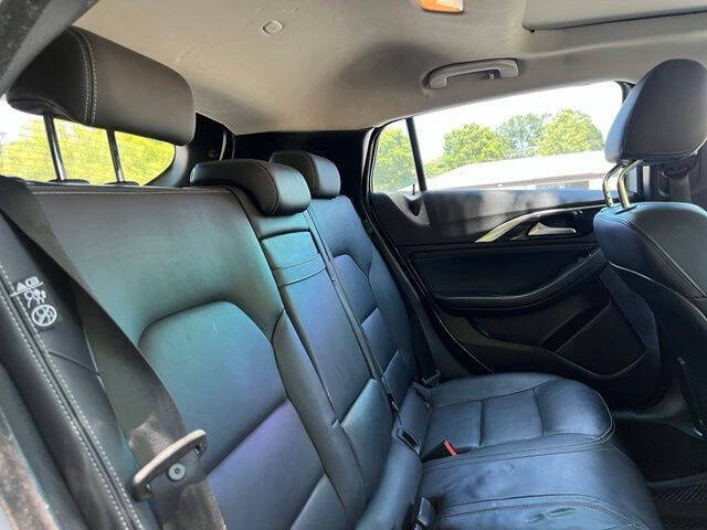 2018 Infiniti QX30 Premium