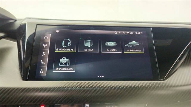 2022 Audi e-tron GT quattro Premium Plus