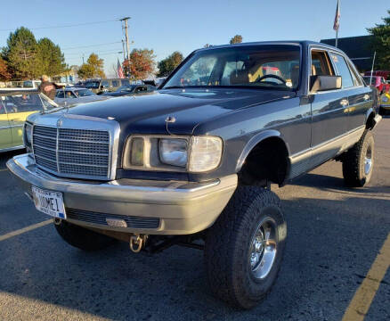 1984 Mercedes-Benz 300-Class