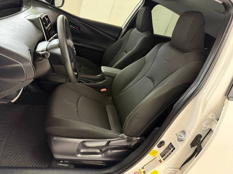 2019 Toyota Prius L Eco