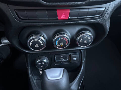 2015 Jeep Renegade Trailhawk