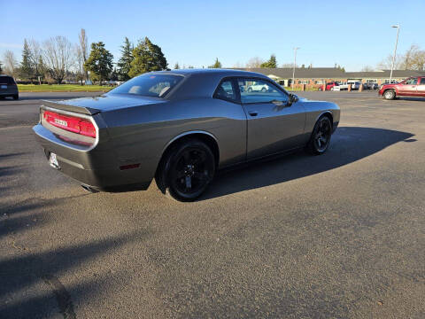 2012 Dodge Challenger SXT