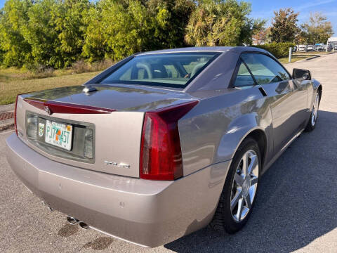 2005 Cadillac XLR