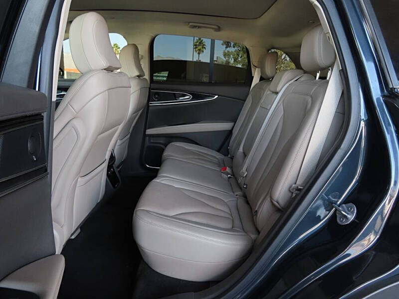 2022 Lincoln Nautilus Reserve