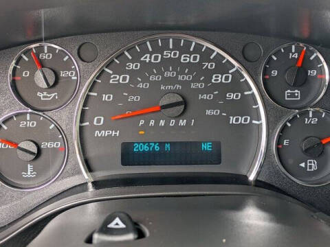 2025 Chevrolet Express LT 3500