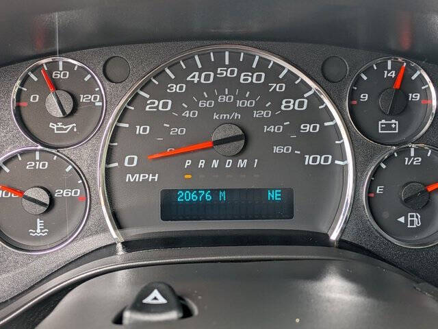 2025 Chevrolet Express LT 3500