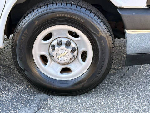 2020 Chevrolet Express 2500