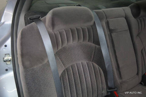 2005 Pontiac Bonneville SE