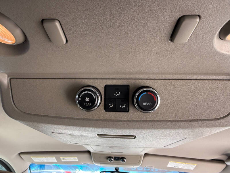 2013 Nissan Armada SL