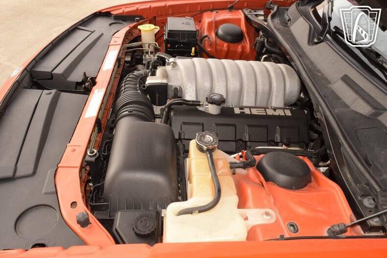 2008 Dodge Challenger SRT8